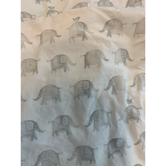 Pottery Barn Crib Sheets x4 (Elephants, Gray, Neutral) - Picture 3 of 6